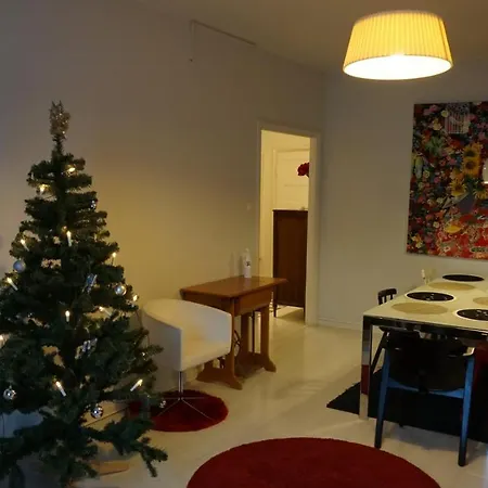 Huoneisto Kamppi 2br