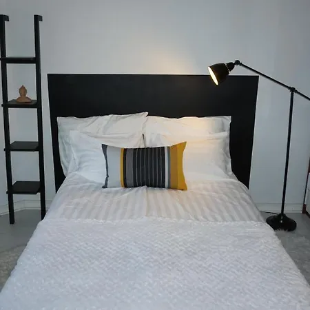 Kamppi 2br Huoneisto Helsinki
